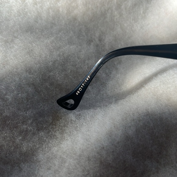 Dita frames - Picture 7 of 8